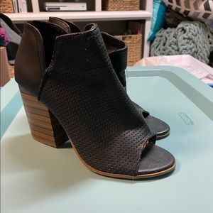 Women’s booties heels